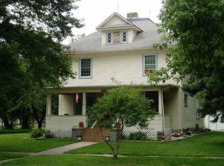 741 Juniper Ave, Crete, NE 68333