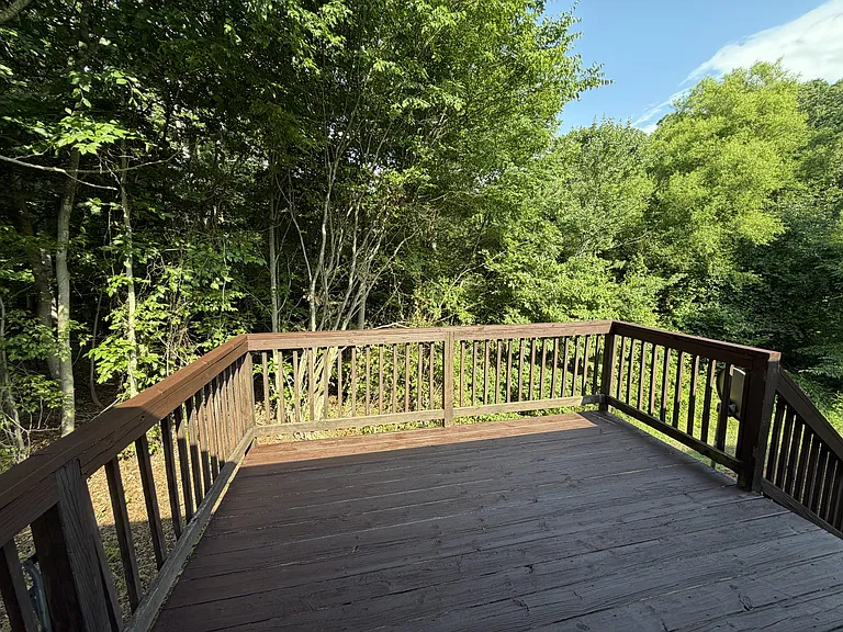 375 Brookfield Dr — Photo 6