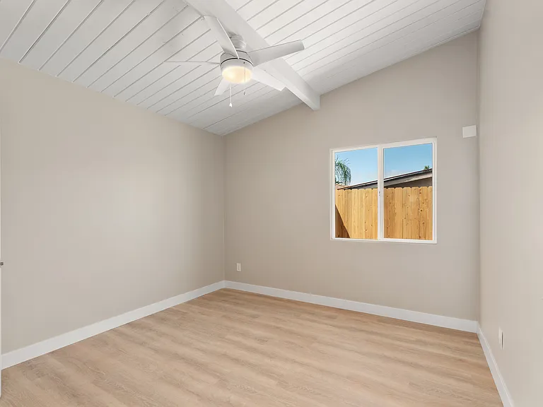 4020 Fond Du Lac Ave — Photo 11