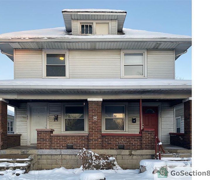 1st image of 847 N Dearborn St