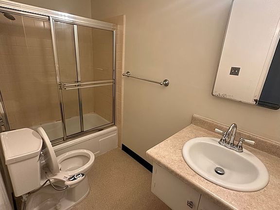 2nd image of 443 Lee St #209
