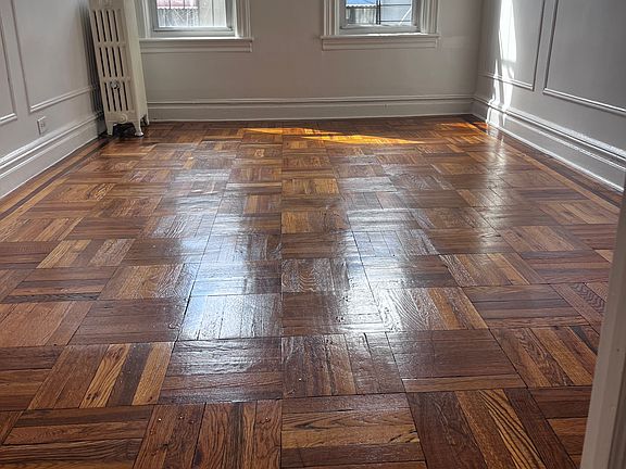 3rd image of 1129 Noble Ave Floor 1