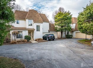 28 Nicole Ter, Edison, NJ 08820