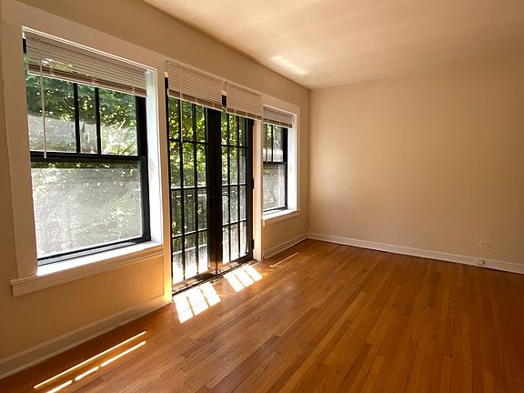4th image of 630 W Arlington Pl #1F