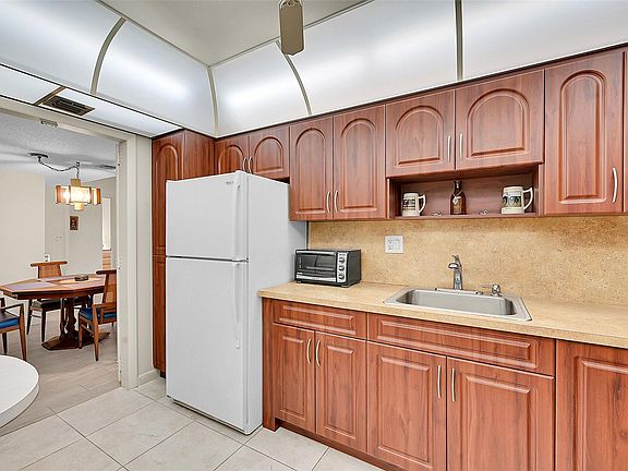 5th image of 10777 W Sample Road #408