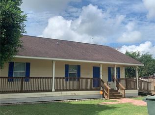 1024 Webb St, Alice, TX 78332