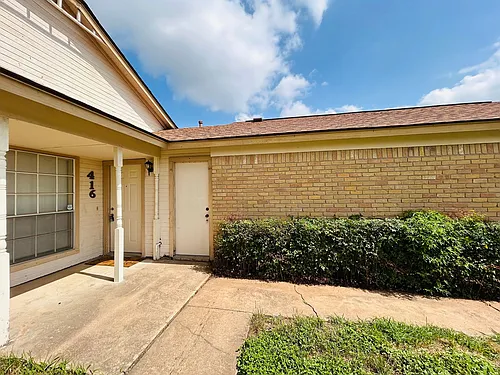 416 Greenlawn Blvd Photo 1