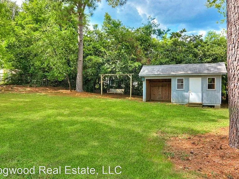 3590 Westhampton Dr — Photo 32