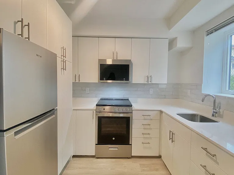 Cubix at Othello Apartments — Photo 57