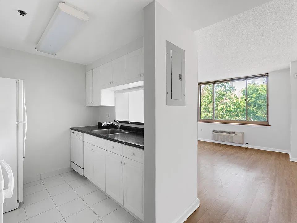 1 2nd St #314