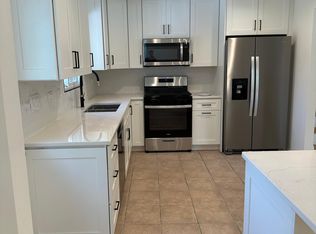 5056 Payne St, Skokie, IL 60077