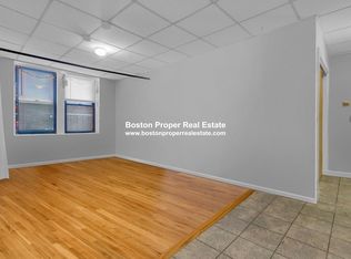 65 Burbank St APT 9, Boston, MA 02115