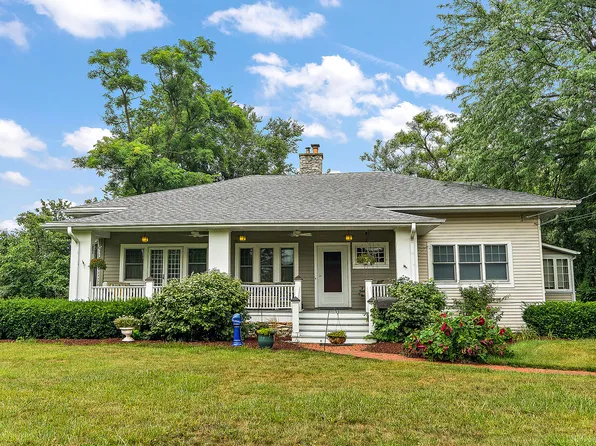 2158 Cedar Rd, Homewood, IL 60430