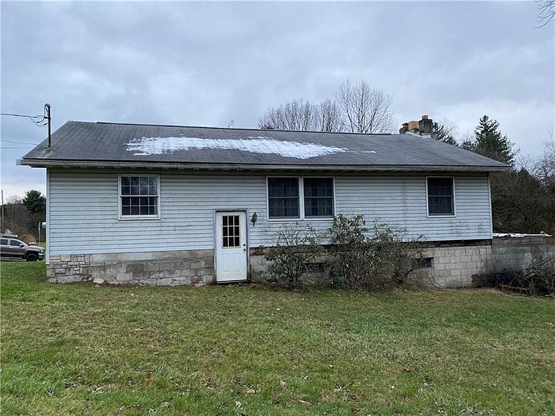1022 Fayette Ave Scottdale Pa 15683 Mls 1479356 Zillow