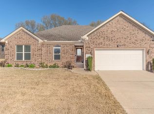 1713 Pioneer Dr, Cabot, AR 72023