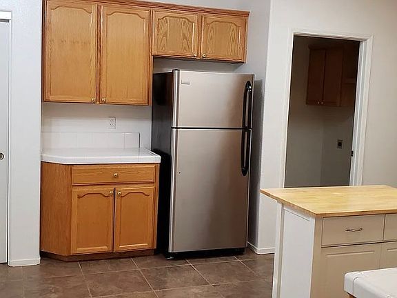 5th image of 1216 Cinnamon Dr #1