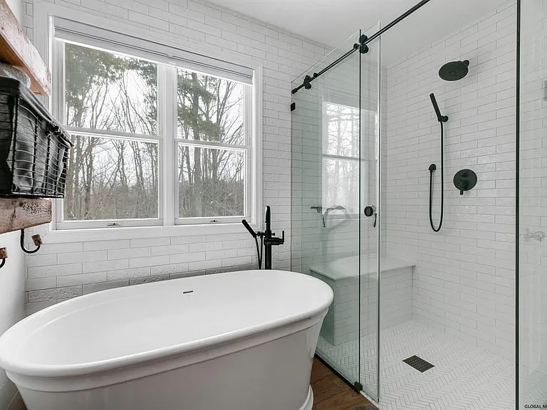 34 Thistle Dr — Photo 22