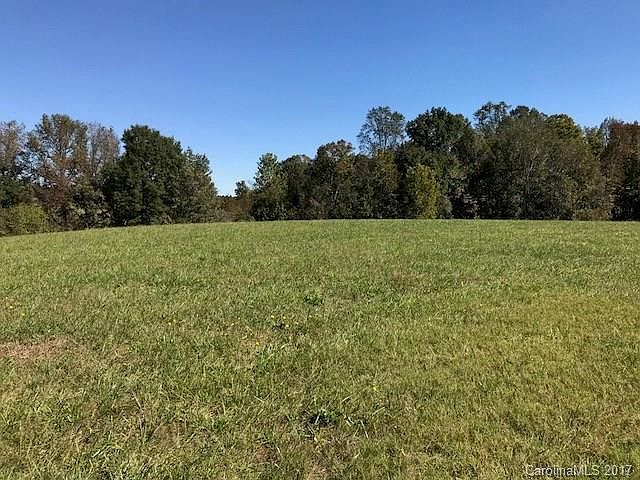 1st image of 1499 Teeter Farms Dr #24