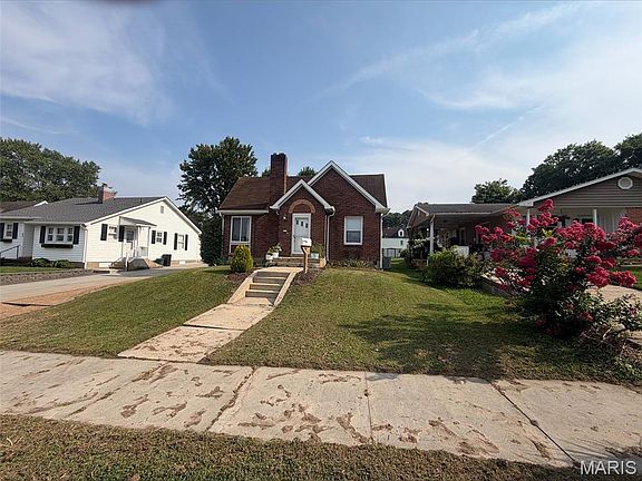 3rd image of 422 Stark Blvd