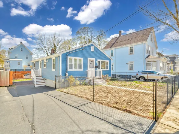 23 Caton St, Hyde Park, MA 02136
