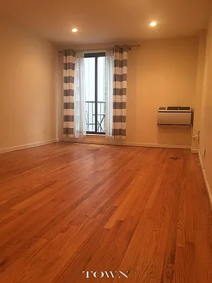 Rented by Town Residential | media 23