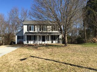 12101 Meadhaven Dr, Charlotte, NC 28273