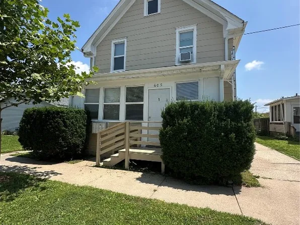 605 4th St SW, Cedar Rapids, IA 52404