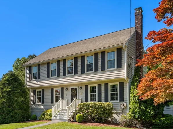 61 Regina South Dr, Tewksbury, MA 01876