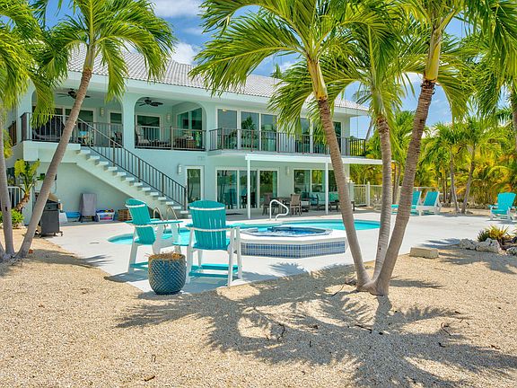 4th image of 10 E Ocean Dr