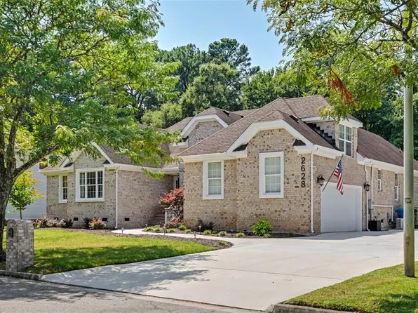 2628 Lower Greens Pl, Virginia Beach, VA 23456