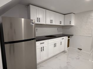 8914 213th St #1B, Queens Village, NY 11427