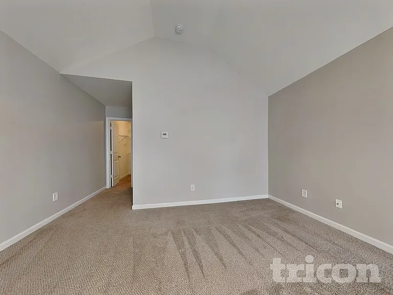10 Carriage Hills Dr SE — Photo 5