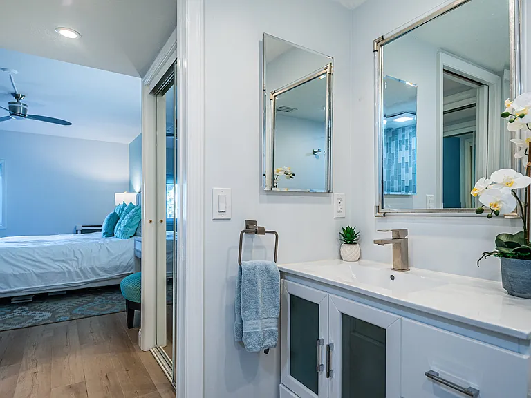 16800 Gulf Blvd #5 — Photo 34