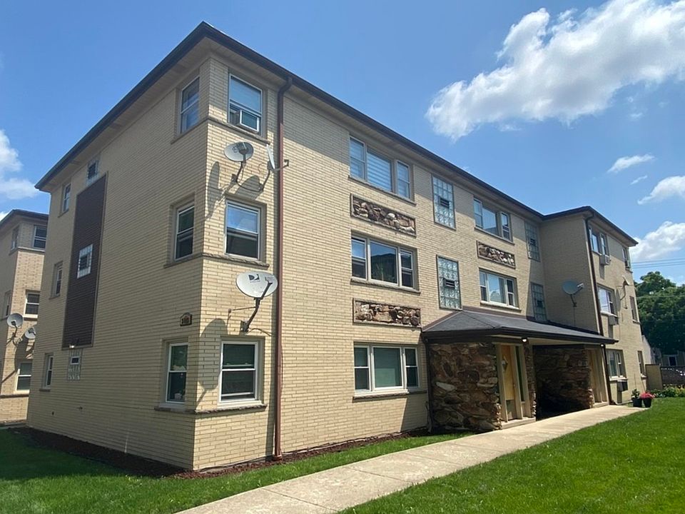 1st image of 3143 N Nashville Ave APT 3W