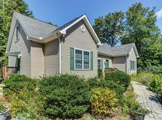 991 Holbert Rd, Hendersonville, NC 28791