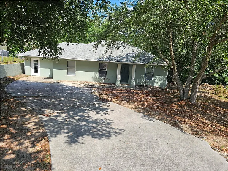 622 Brooke Ct — Photo 9