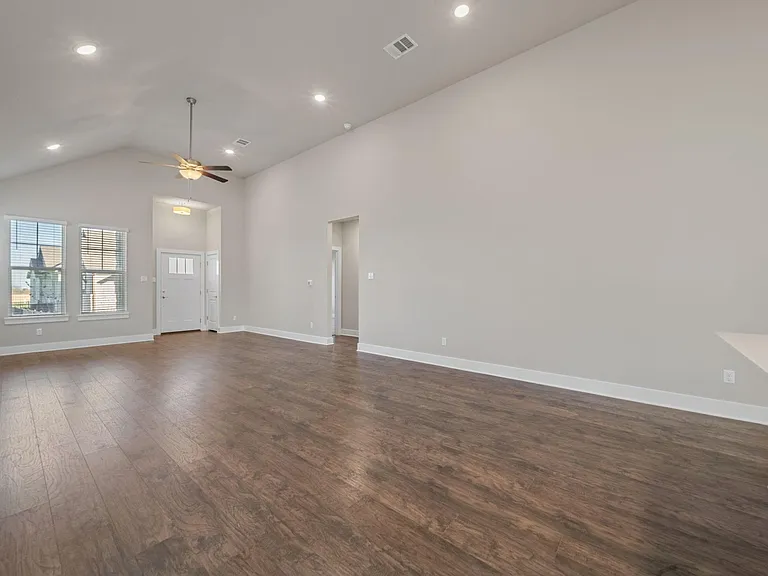 217 Pinnacle Ln — Photo 10