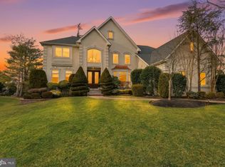 41 Galloping Hill Rd, Cherry Hill, NJ 08003