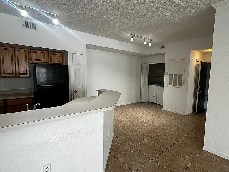 13103 Mulberry Park Dr #811 — Photo 3