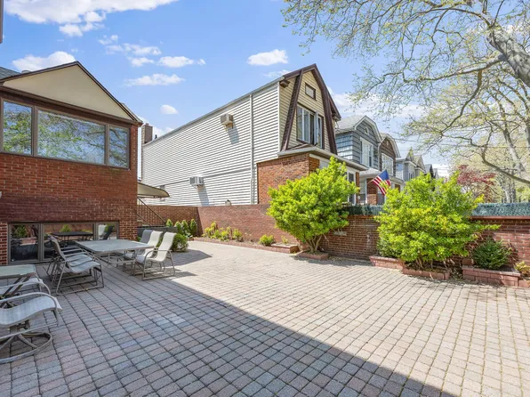 3821 Avenue S image 27 of 42