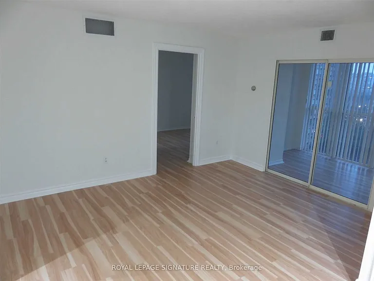 285 Enfield Pl #801 — Photo 14