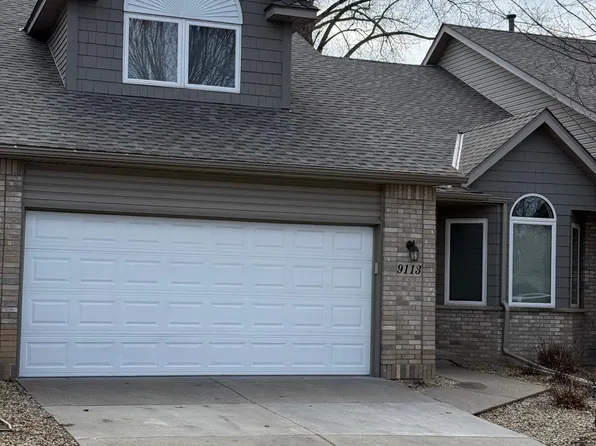 9113 Medley Cir, Golden Valley, MN 55427