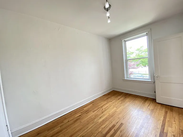 4009 N Springfield Ave #2 — Photo 11