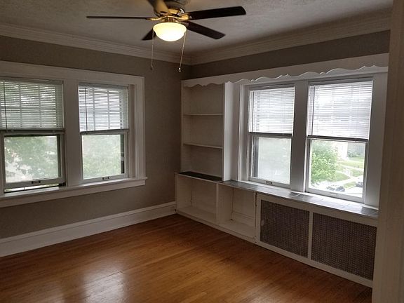 3rd image of 3860 Harney St #G