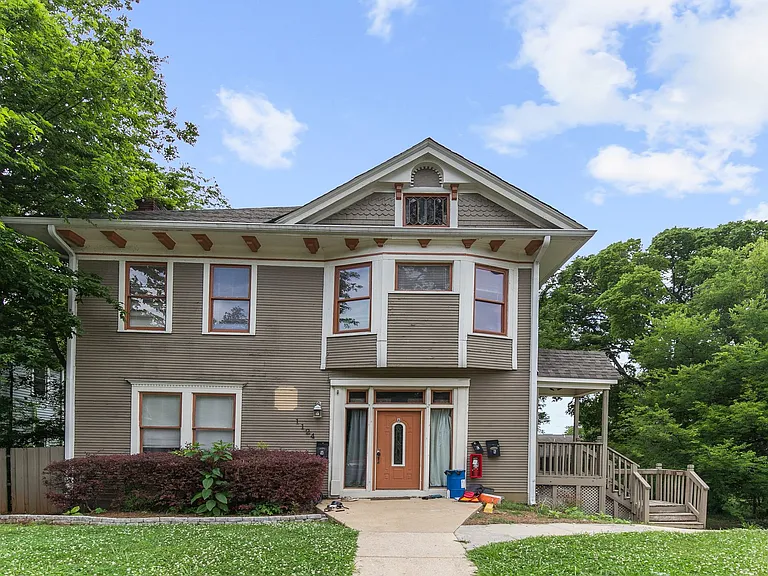 The Alys House — Photo 1