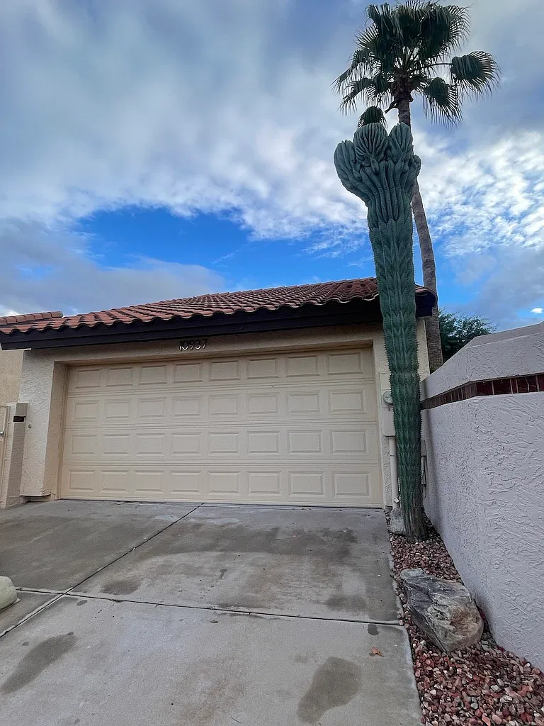 2 bed, 1008 sqft, $2,375 — Photo 1