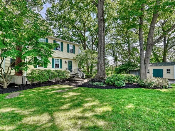 10 Lawson St, Woburn, MA 01801