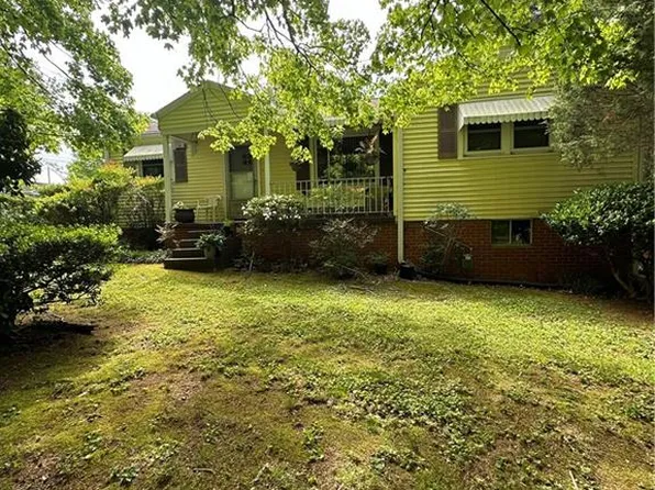 632 S Scientific St, High Point, NC 27260
