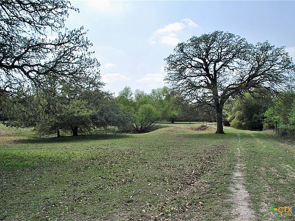 2nd image of 1801 County Road 381