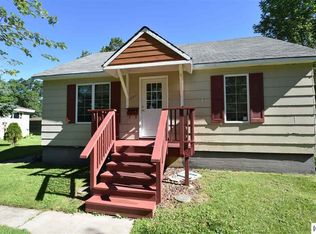 207 NE 7th St, Grand Rapids, MN 55744